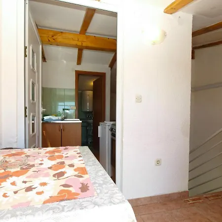 Apartment Lavender 700 *