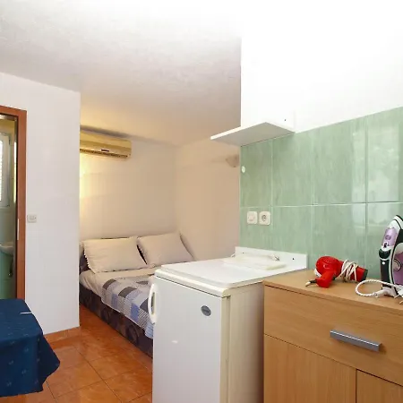 Lavender 700 Apartment